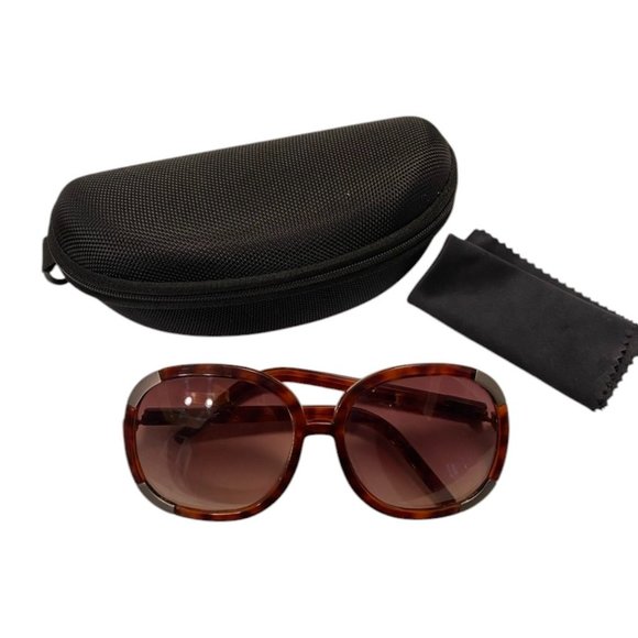 Chloé Oversize Gradient Sunglasses with black case - Picture 1 of 9